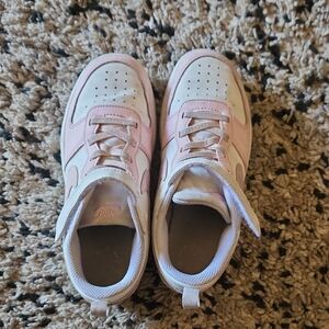 Nike Kids Light Pink and White Sneakers